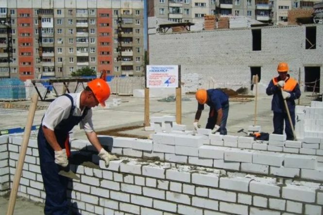 Плюсы и Минусы Профессии каменщик