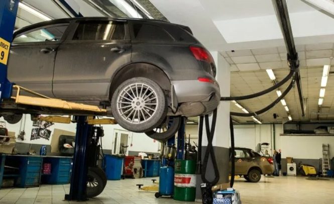 Куда чаще устраиваются по этой профессии автоэлектрик