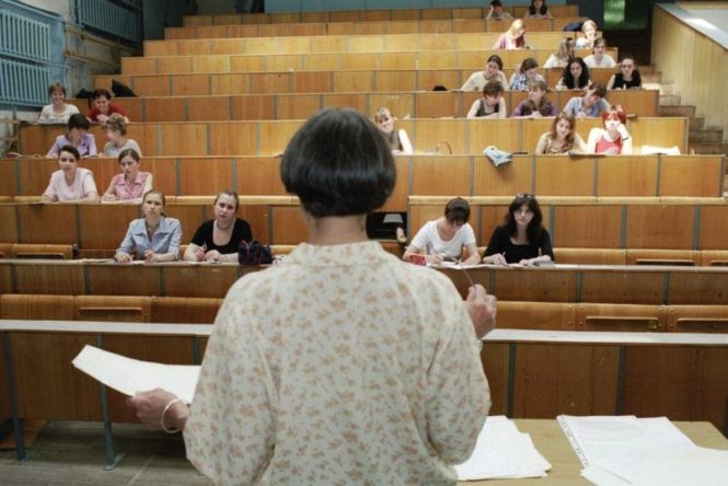 Психологи, работающие в науке и образовании